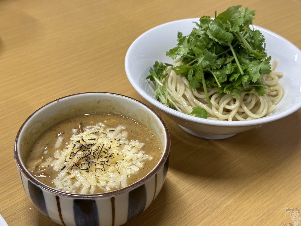 【栃木佐野】ヌードルキッチンヤキュウの月曜つけ麺の日限定。 焦がしチーズのカレーつけ麺 〆のご飯もおすすめ!!