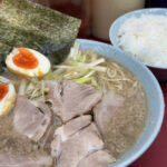 【茨城牛久】ラーメンショップ牛久結束店。ラーショ界最強を謳う行列のできる人気店
