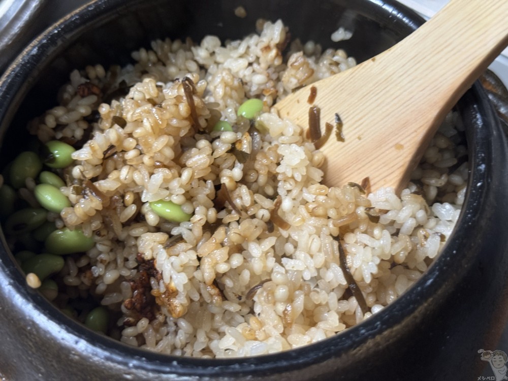 【AI料理】Gemine先生に教えてもらった『ヘルシーな枝豆と塩昆布の炊き込みご飯』作ったら美味すぎた